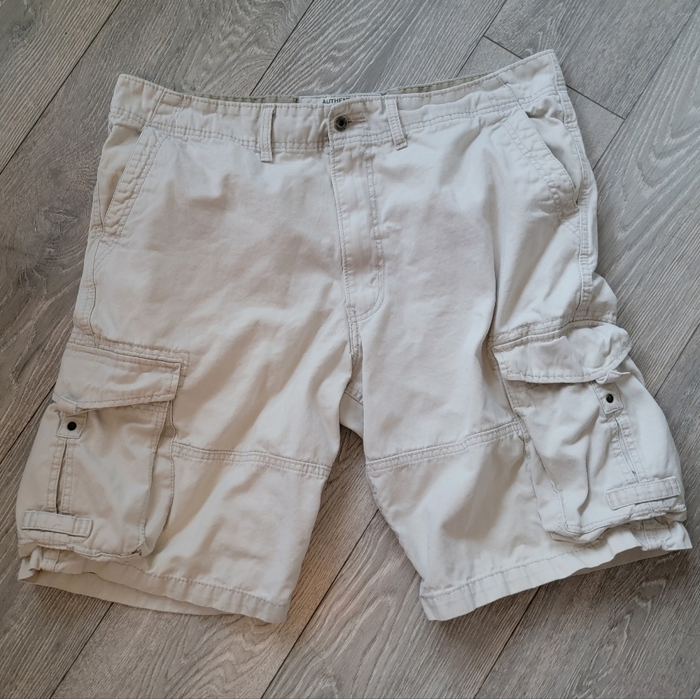 Levis Cargo Shorts